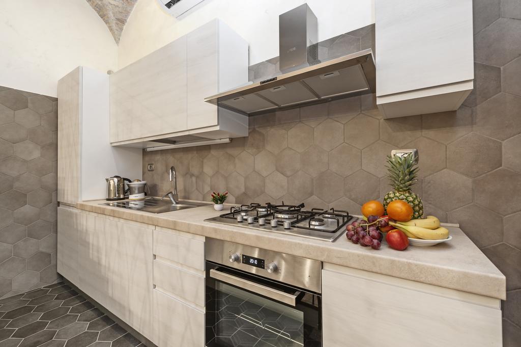 White Flat Rione Monti * Rome